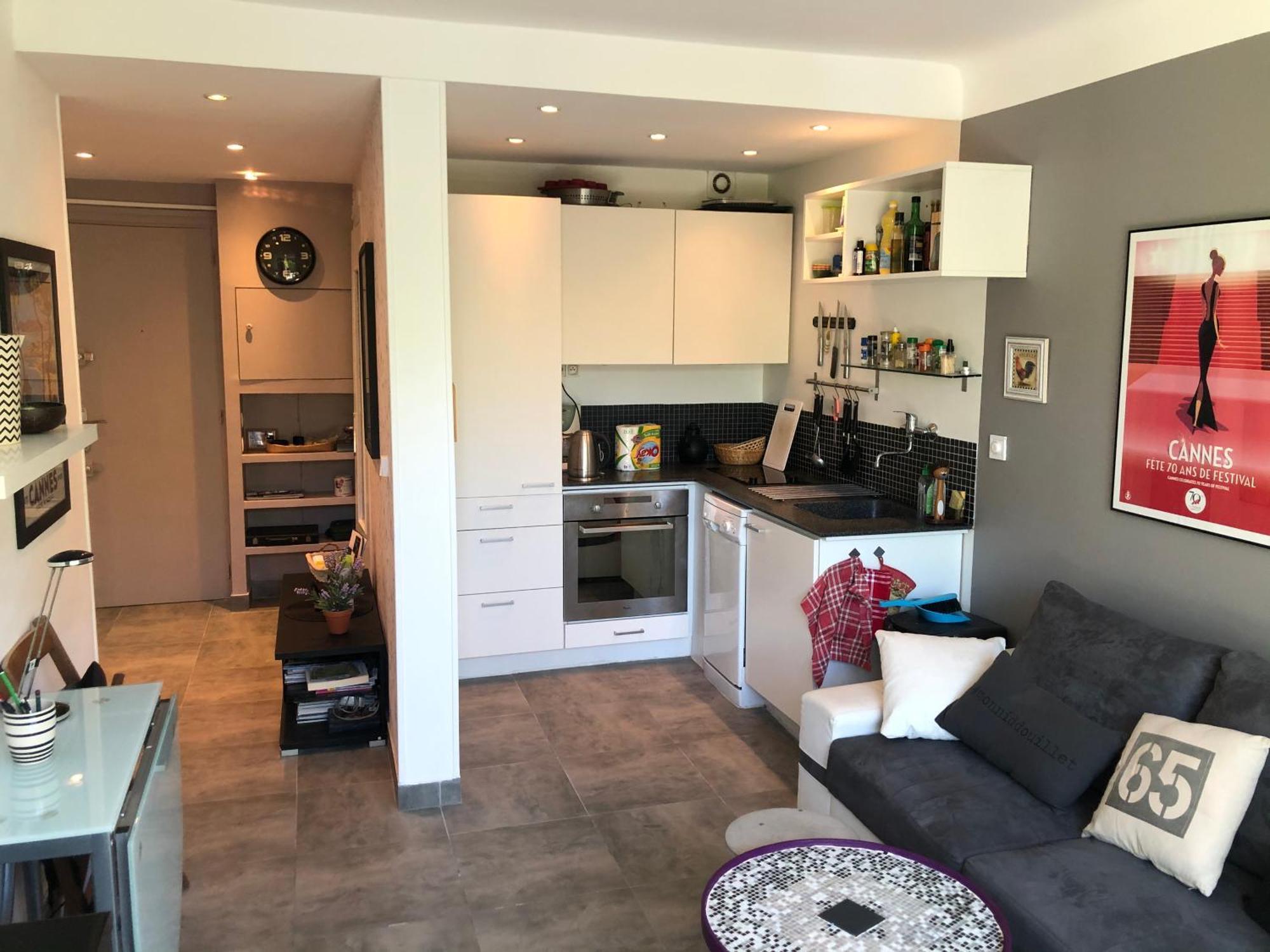 Only 60M To The Beach, 2 Bedroom Cozy Apartment, 80M2 Big Garden, Very Central Cannes Kültér fotó