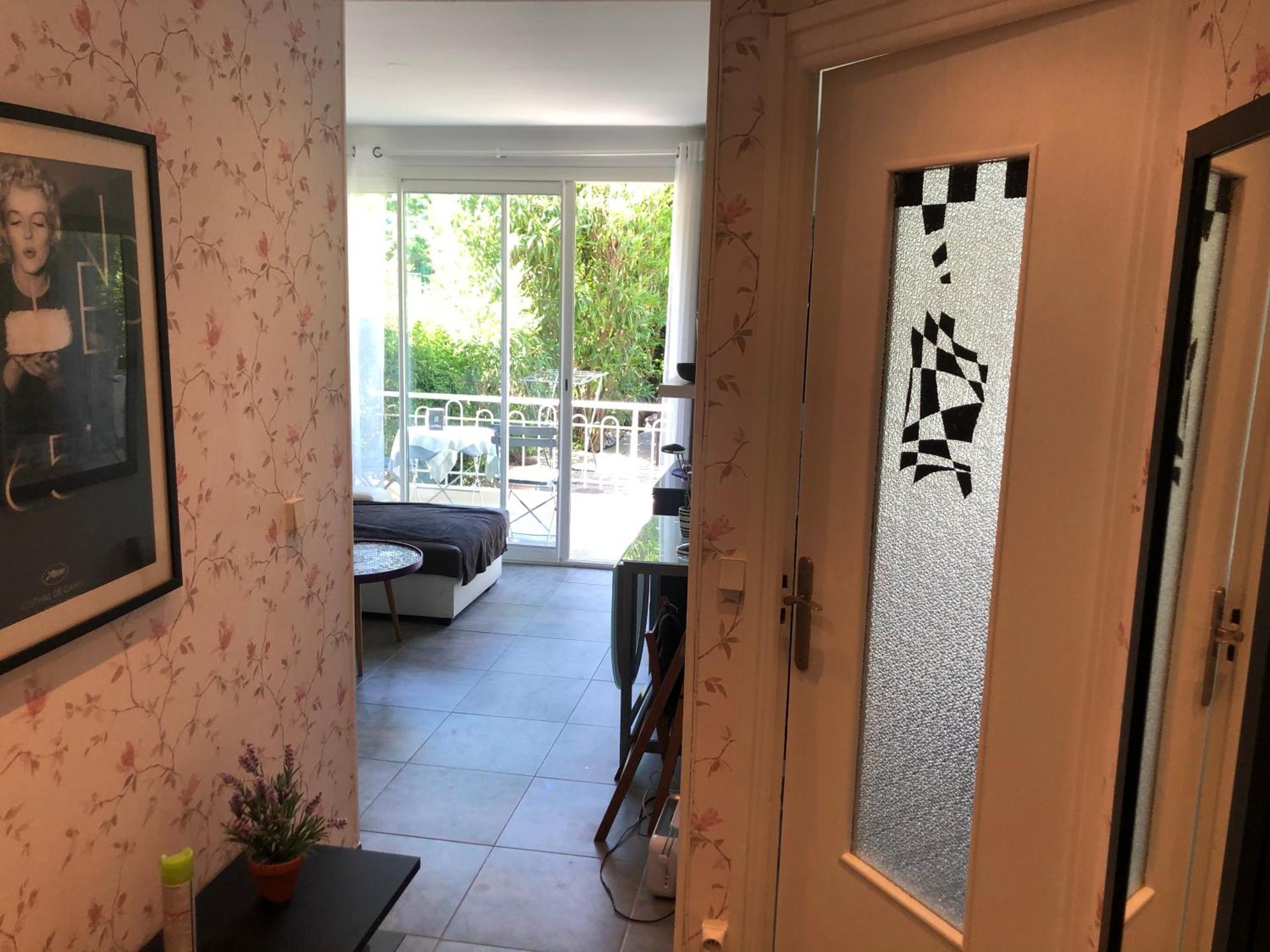 Only 60M To The Beach, 2 Bedroom Cozy Apartment, 80M2 Big Garden, Very Central Cannes Kültér fotó