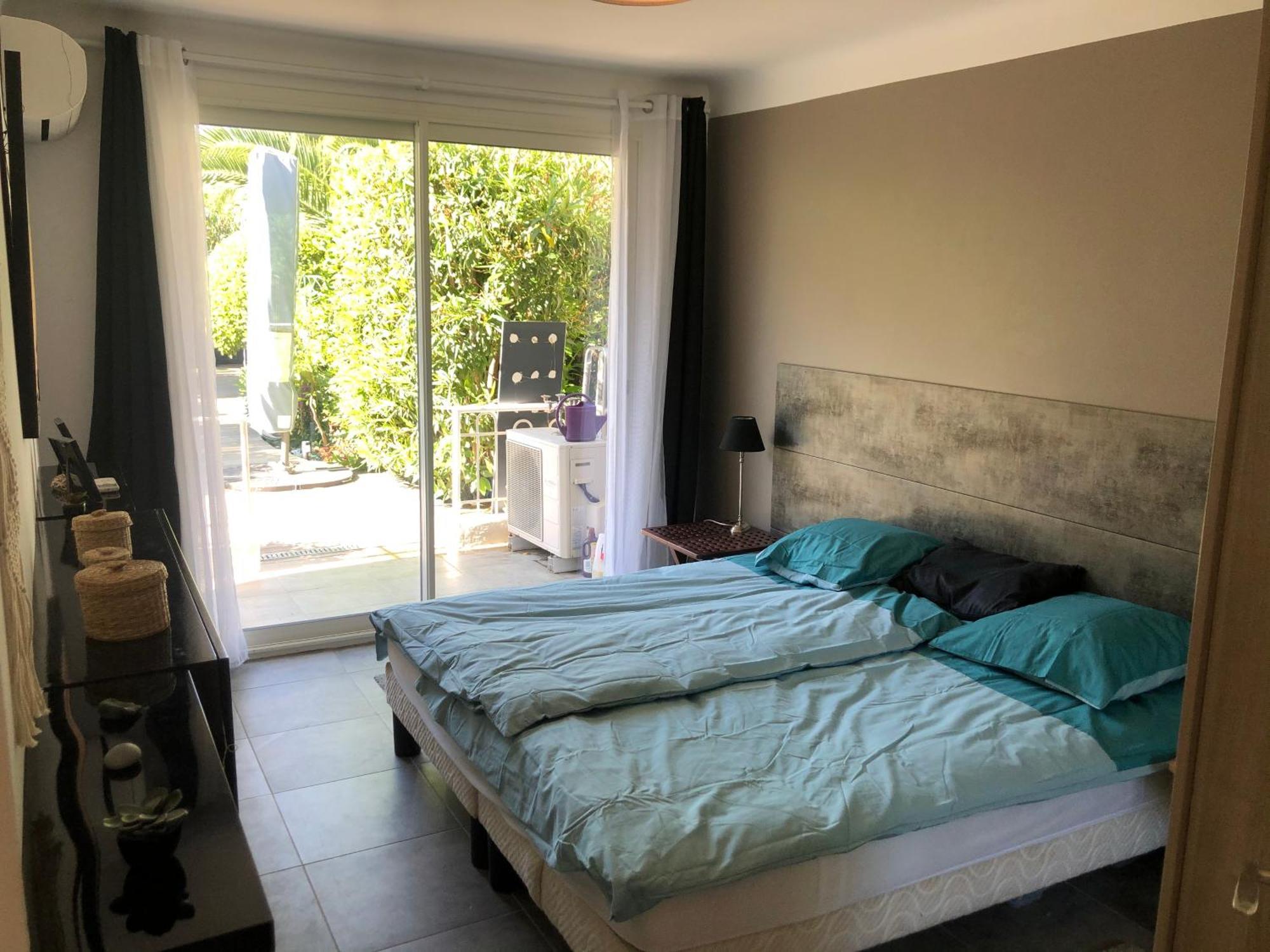 Only 60M To The Beach, 2 Bedroom Cozy Apartment, 80M2 Big Garden, Very Central Cannes Kültér fotó